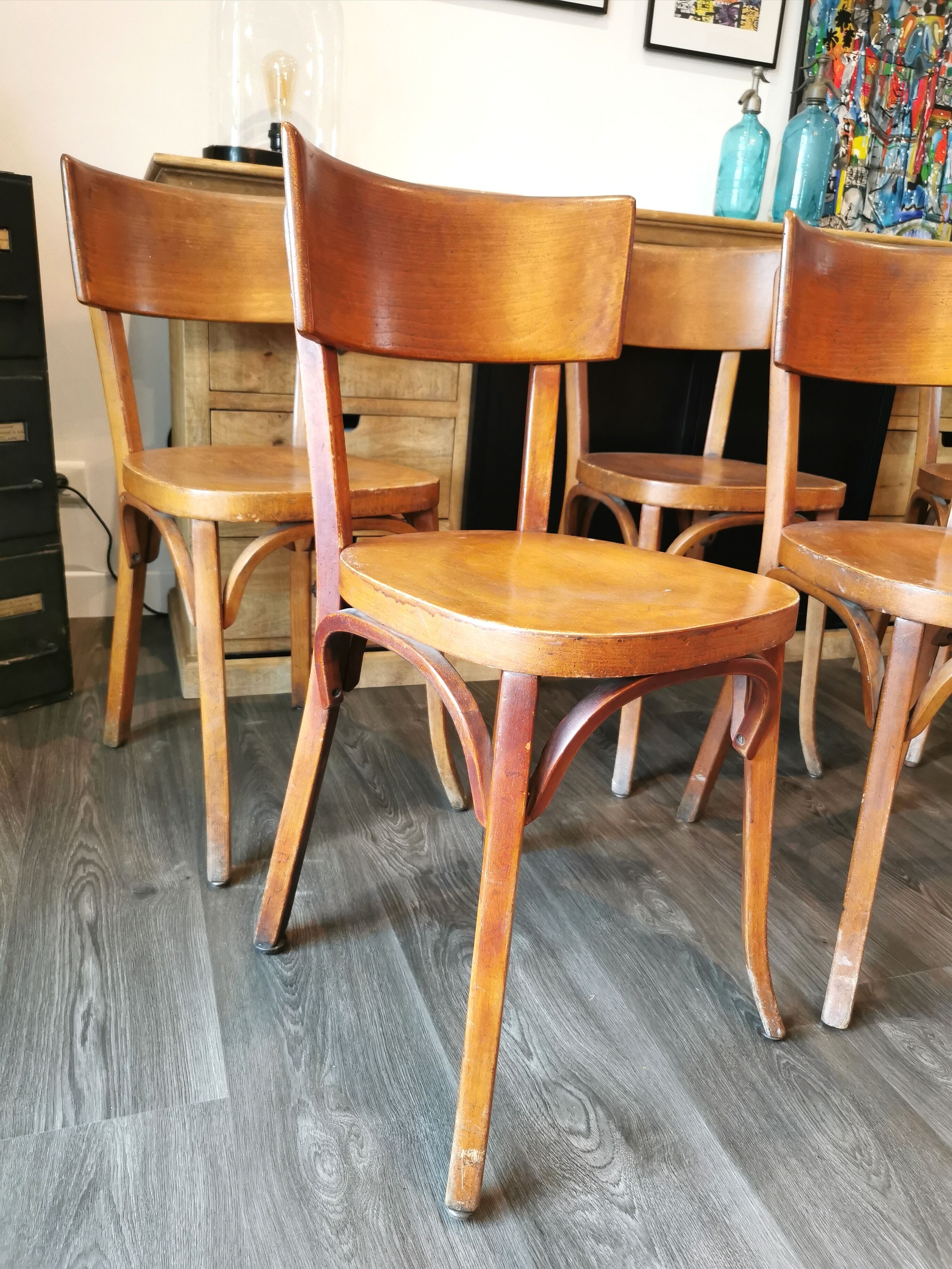 Série de 6 chaises bistrot Baumann