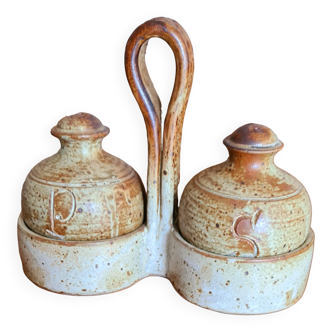 Stoneware salt and pepper shaker