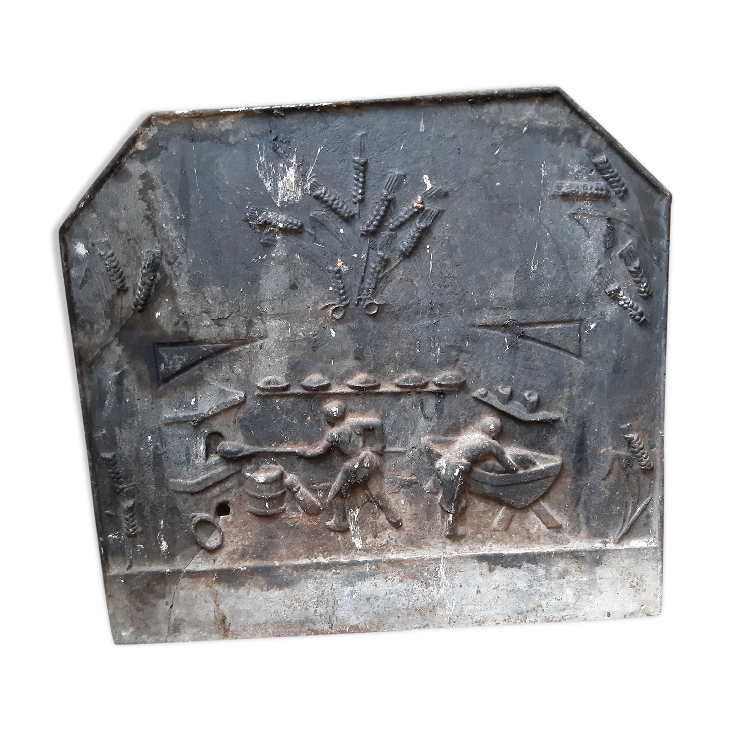 Cheminee plate in cast iron