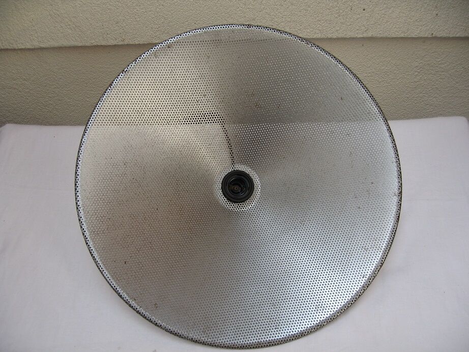 Metal hanging lamp