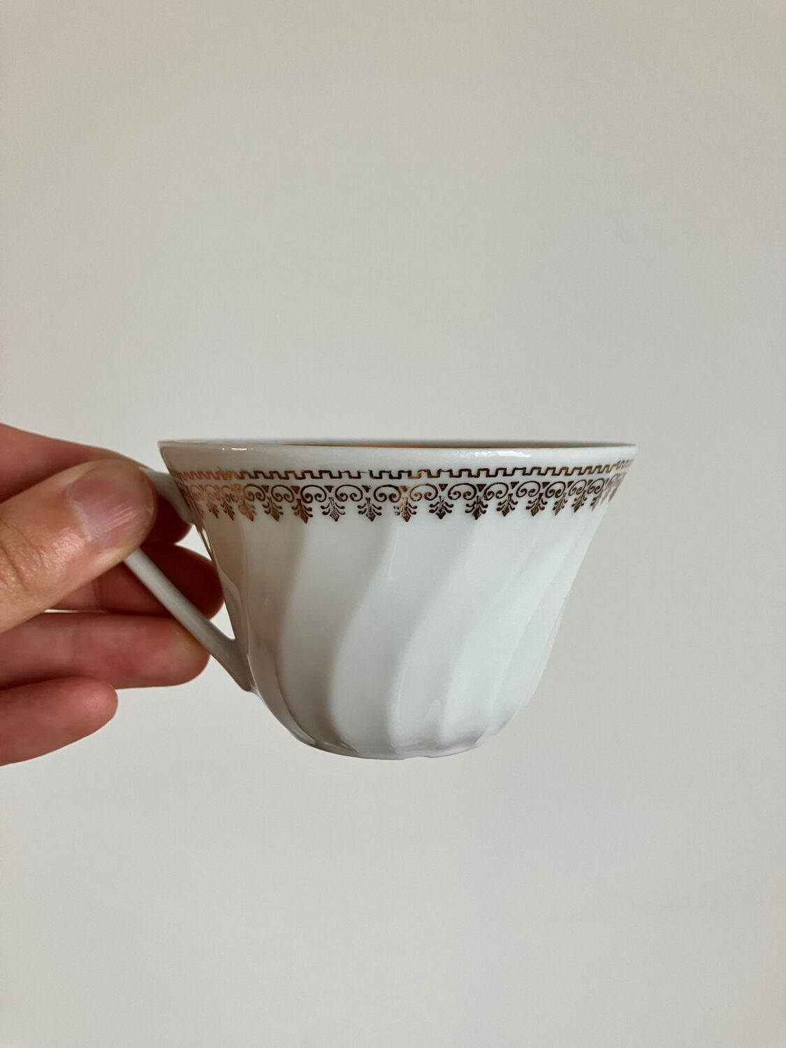 Set of 6 porcelain coffee cups