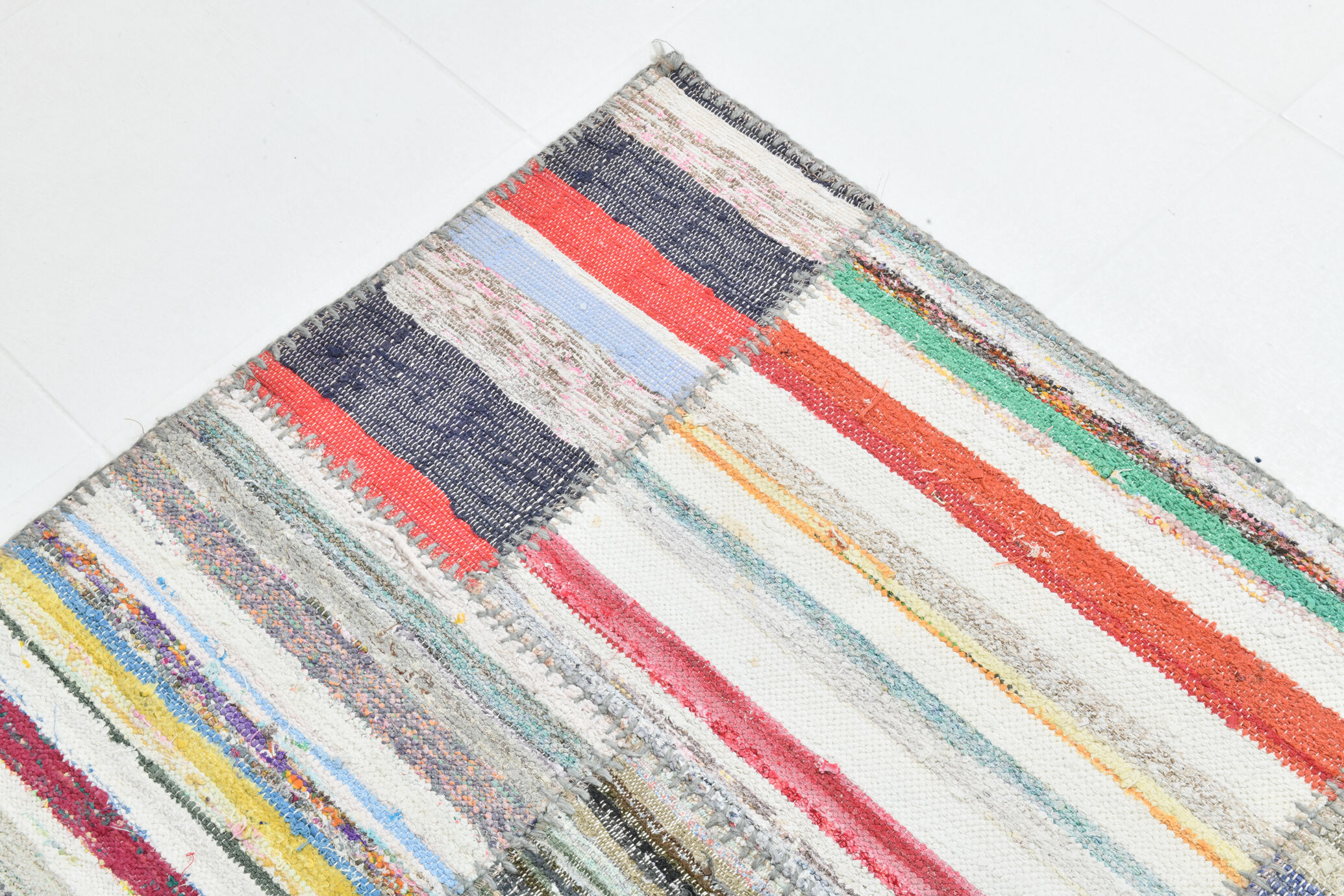 Bohemian ethnic rug 308x207cm