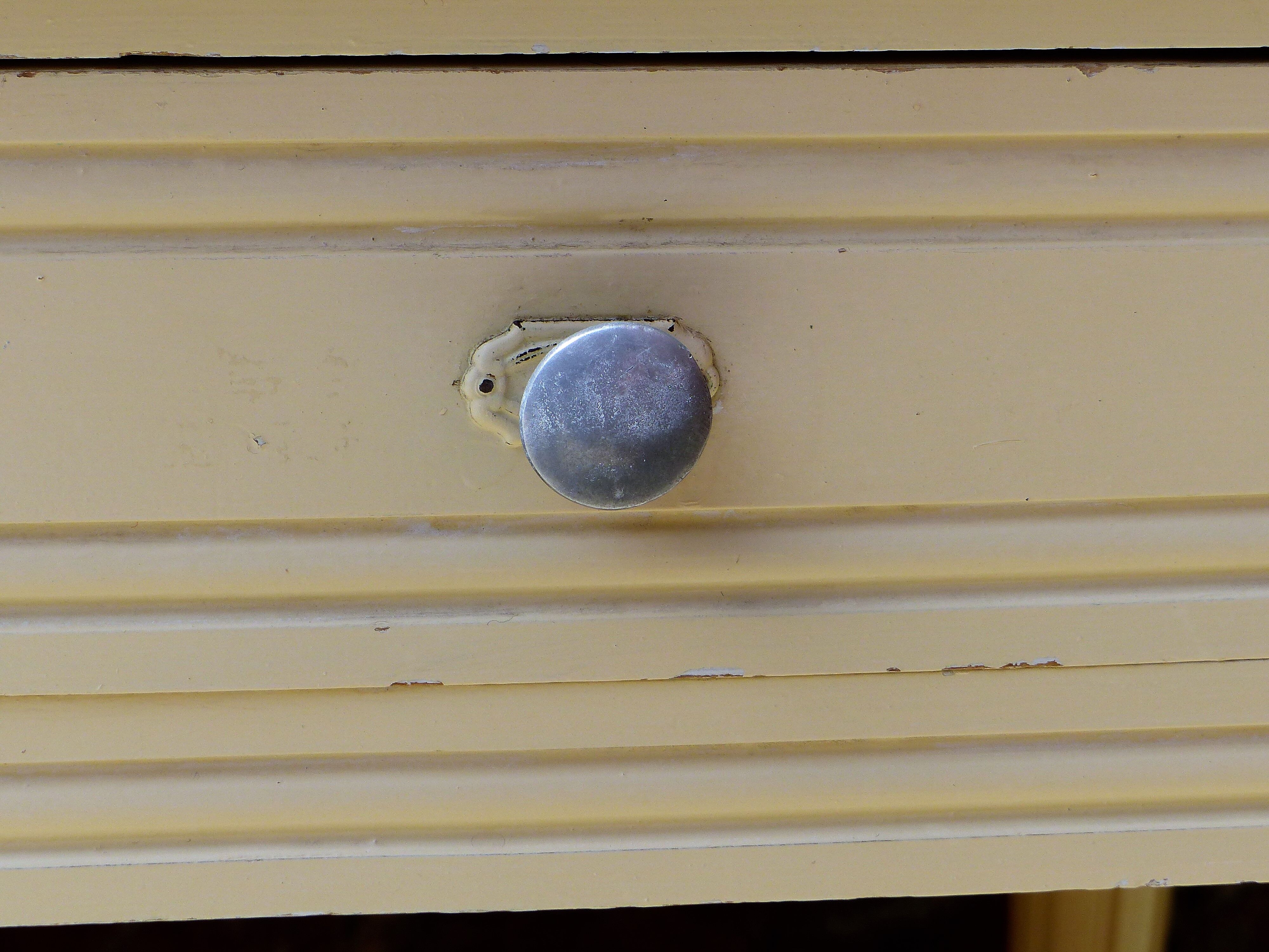 Dressing table toilet