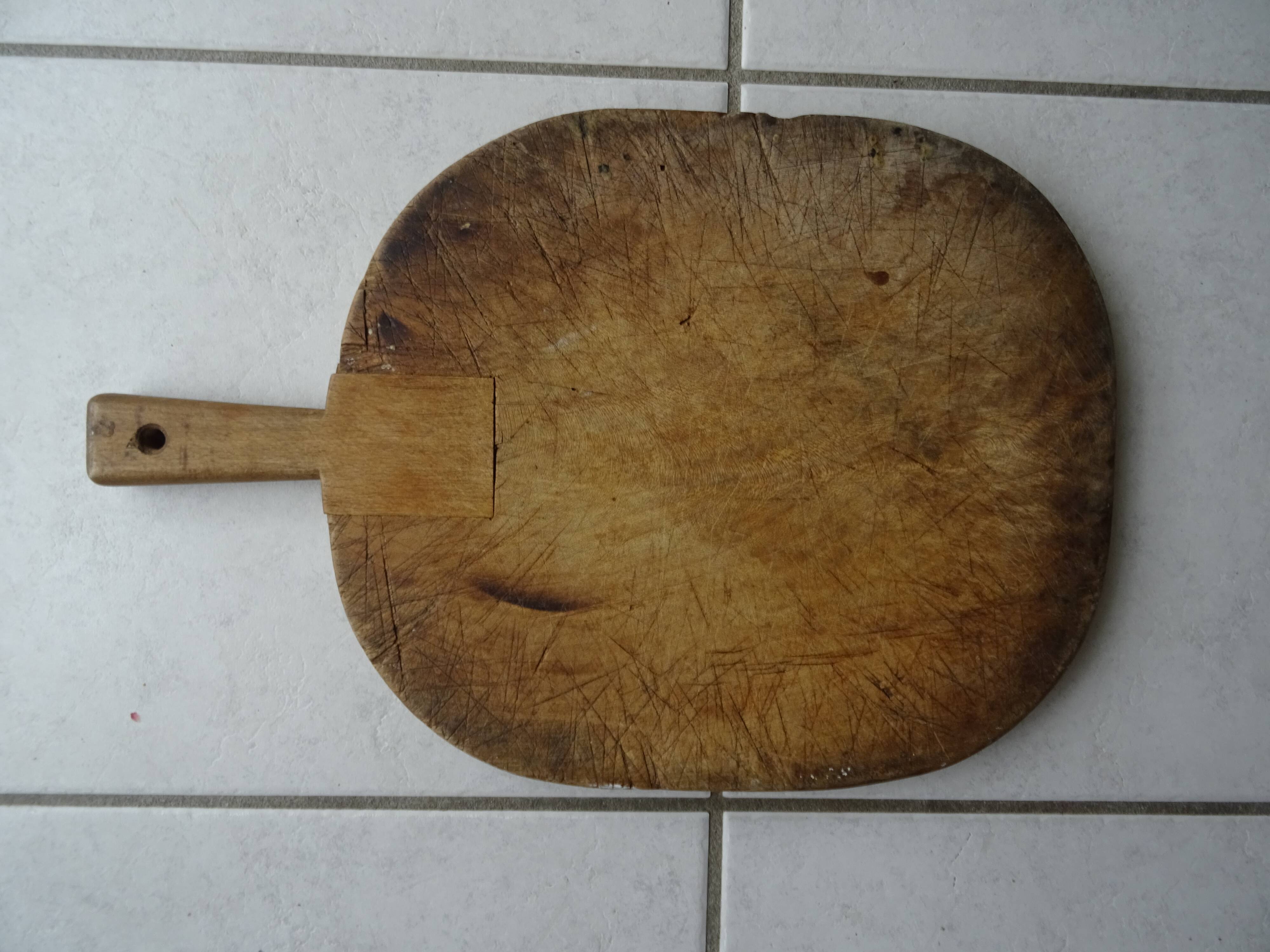 Provence solid wood cutting board