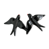 2 large swallows, 14 cm x 18.5 cm, to hang