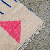 Tapis berbère avec motif coloré 145x225cm