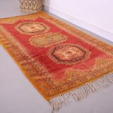 Vintage Handmade Taznakht Rug 118 x 199 cm - Berber Rug - Moroccan wool rug