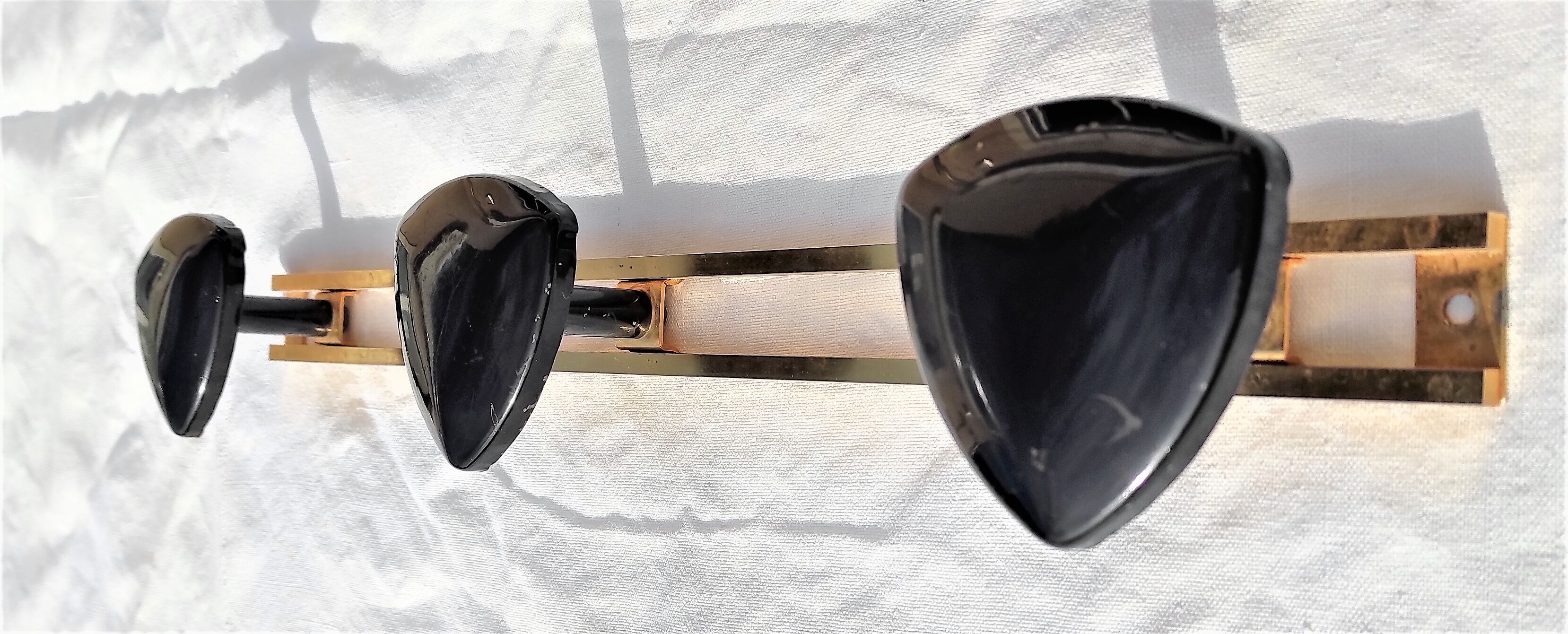 COAT RACK in gold metal and 3 black triangular PATERES circa 1960 Vintage