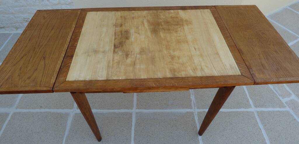 Italian wooden table with 2 extensions from 90 cm to 150 cm, completely restored