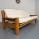 Canapé en pin massif et bouclette design scandinave des années 70