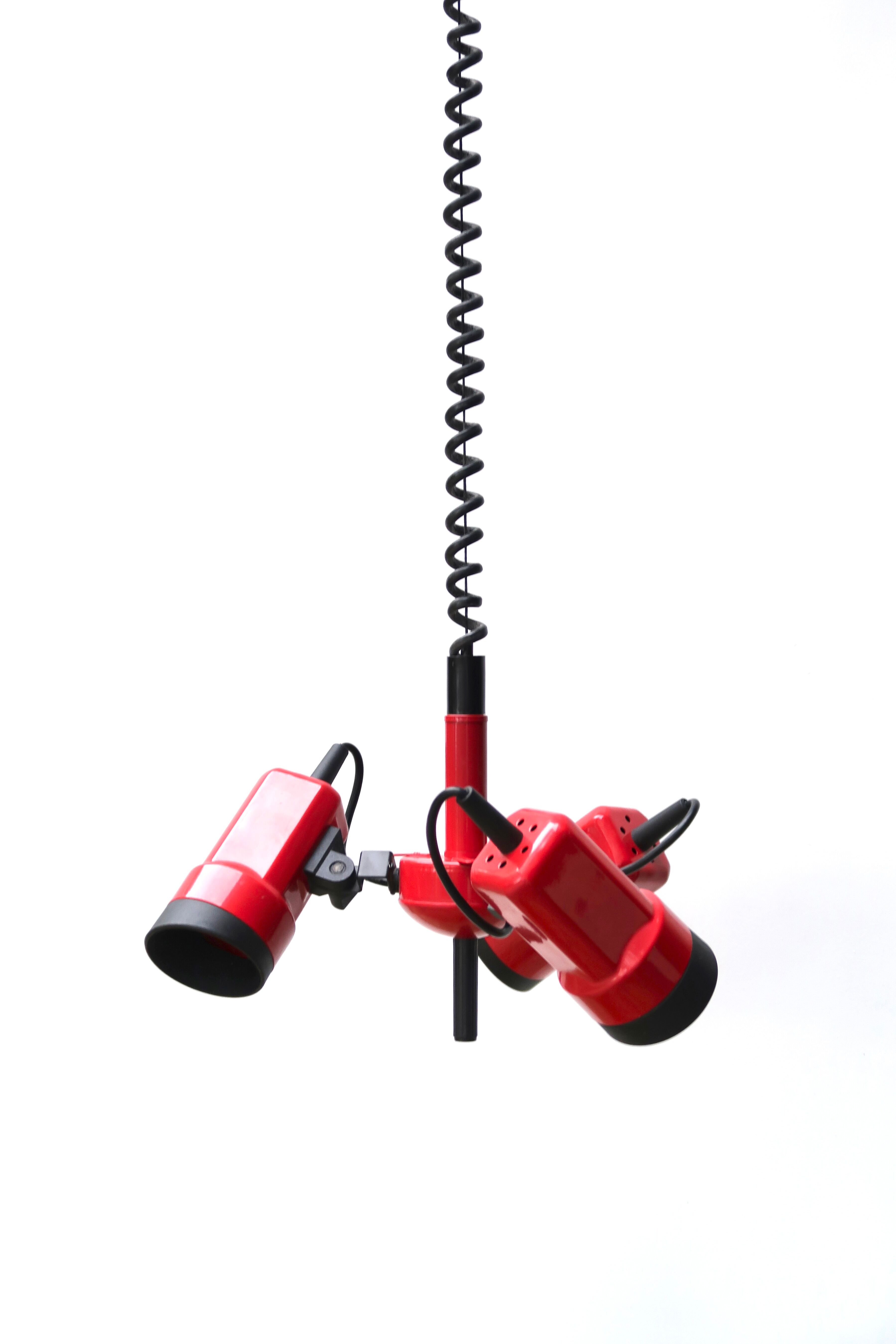 Suspension rises and falls red 3 spots, 80s