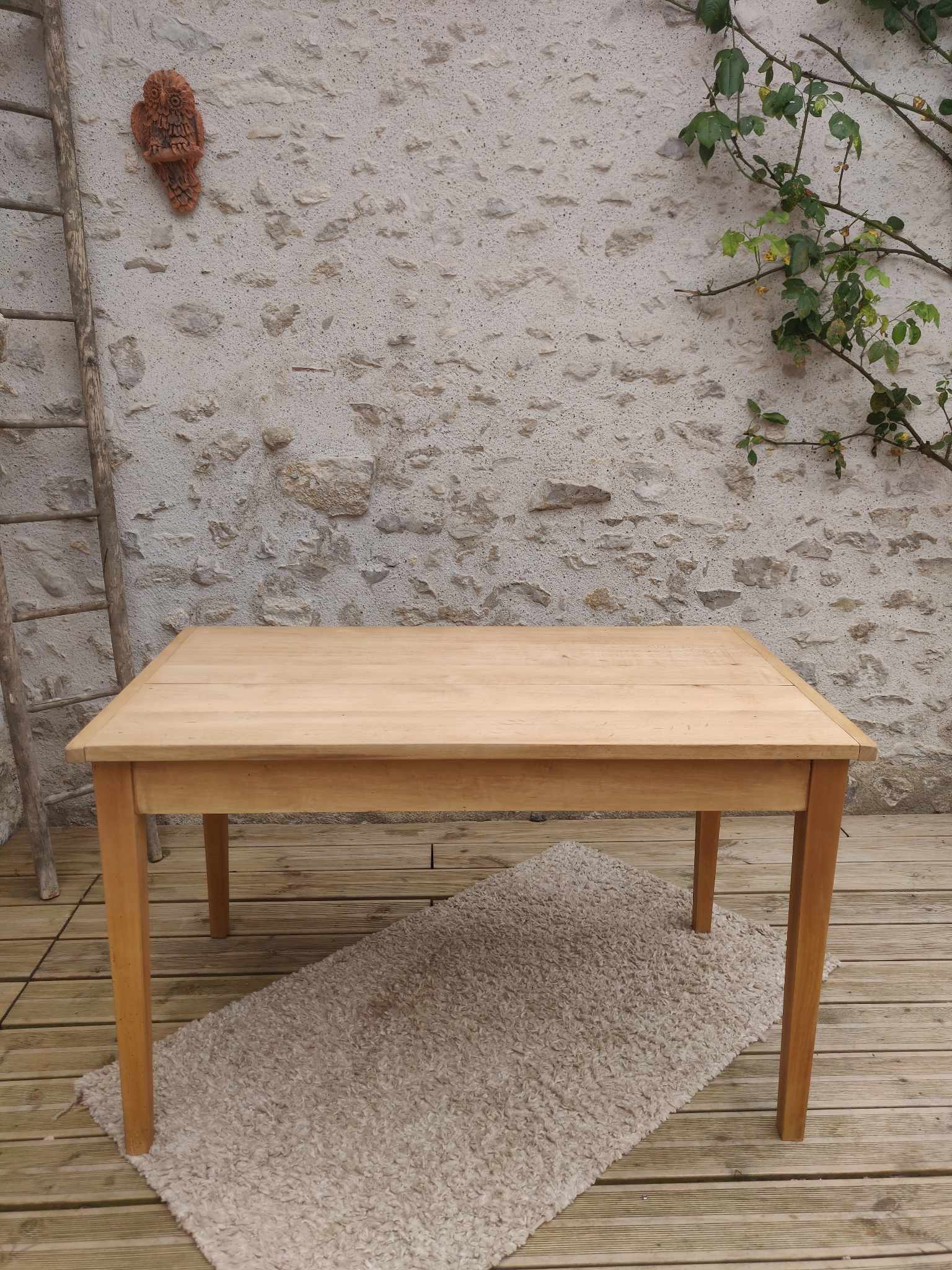 Farmhouse table