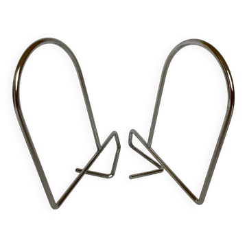 Metal bookends pair