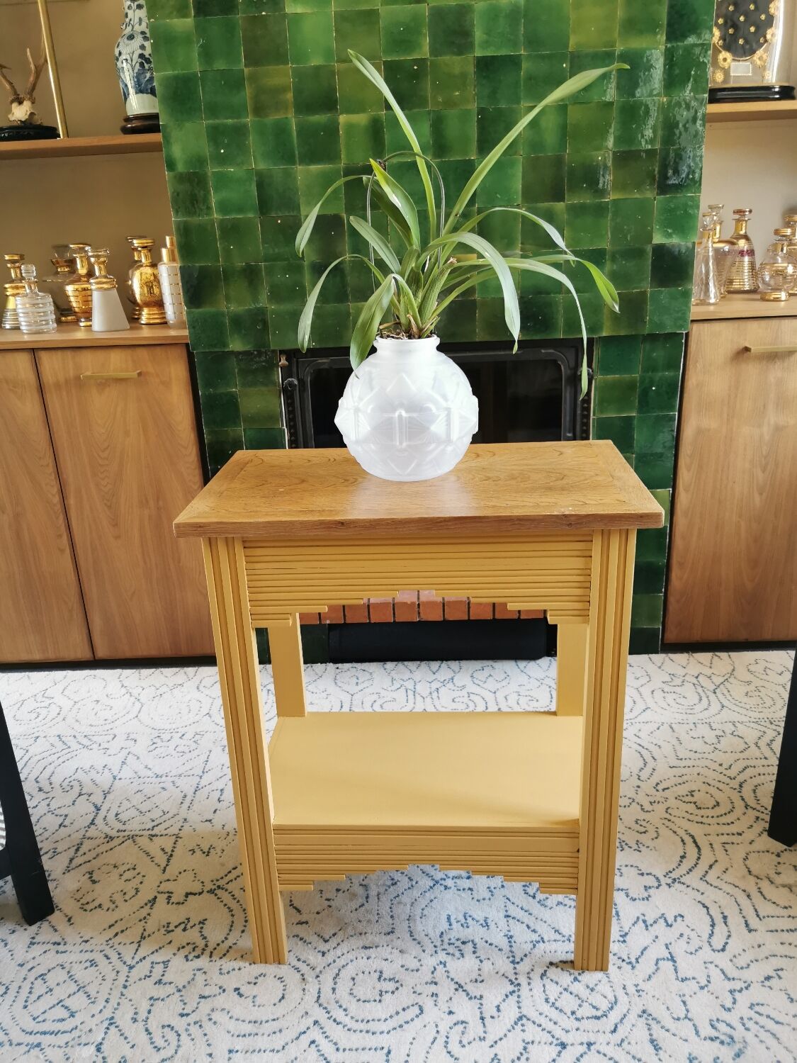 Art Deco pedestal table revamped