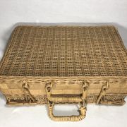 Old picnic basket 60s rattan wicker vintage