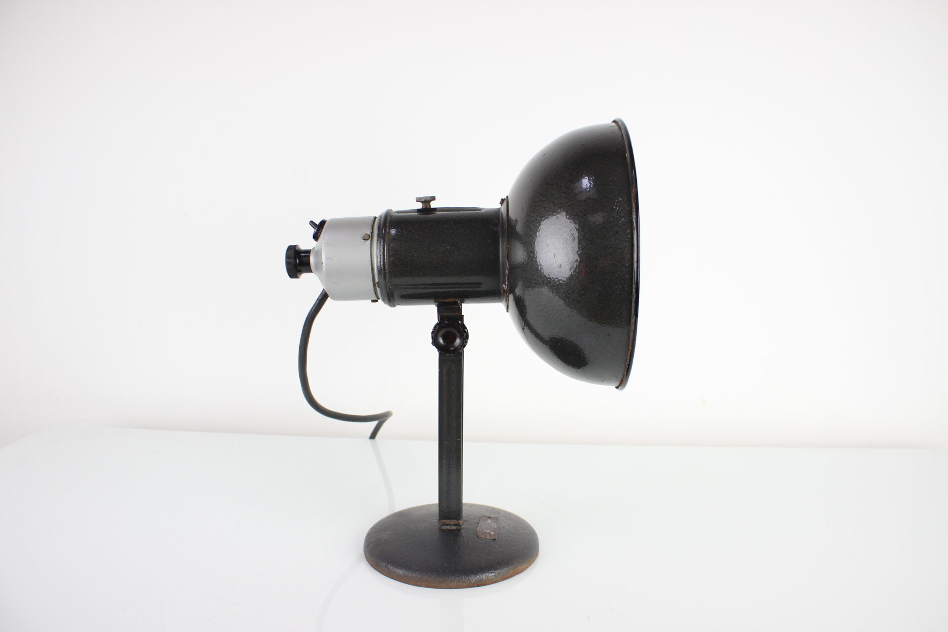 Vintage industrial adjustable table lamp, 1950's