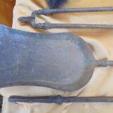 Servant of bronze and brass chimney