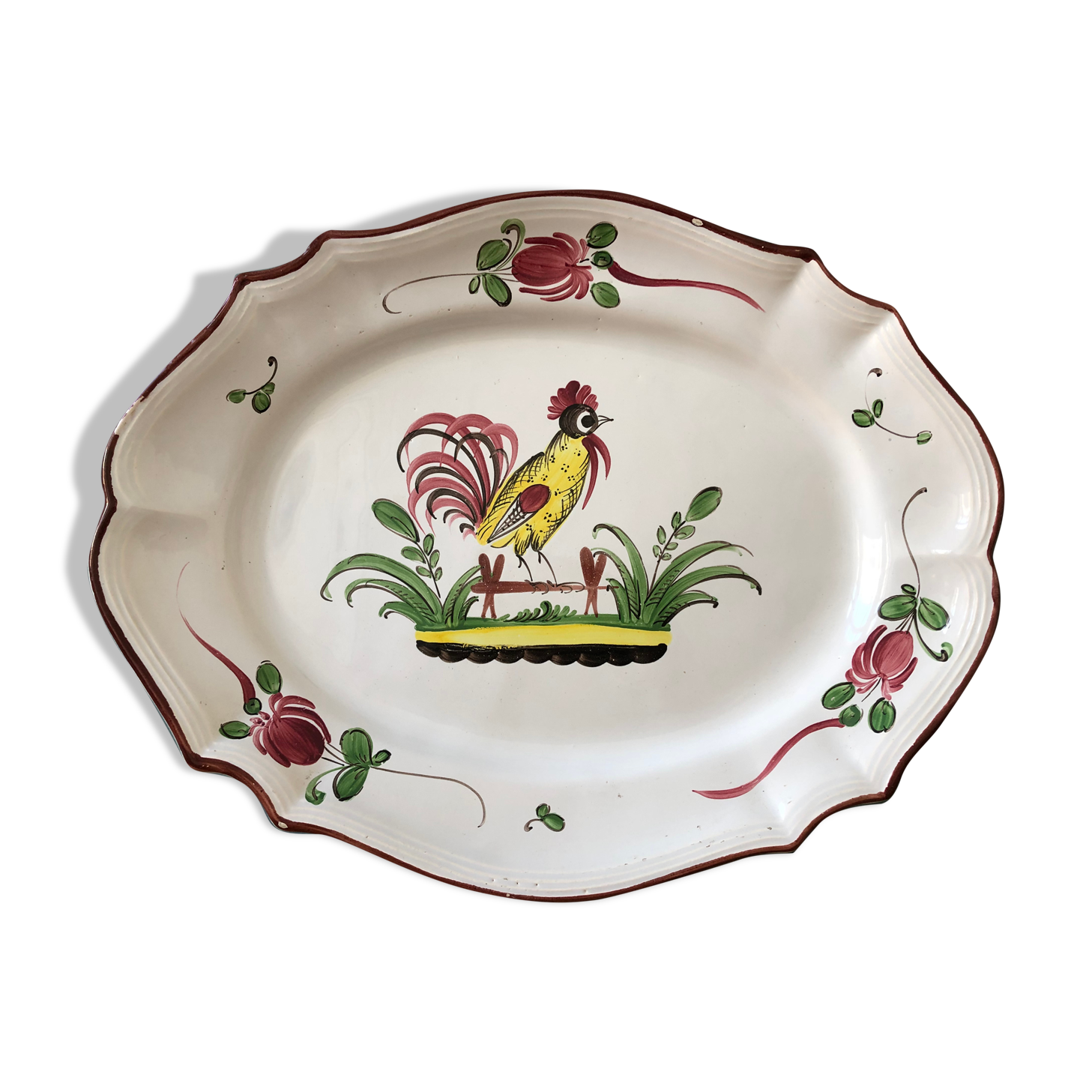 Flat oval islettes decorated with rooster 19th