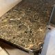 Commode pieds galbes marqueterie et marbre et garnitures