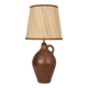 Lampe de table cruche en grès vernis, l'abat jour en jute tissé 70s