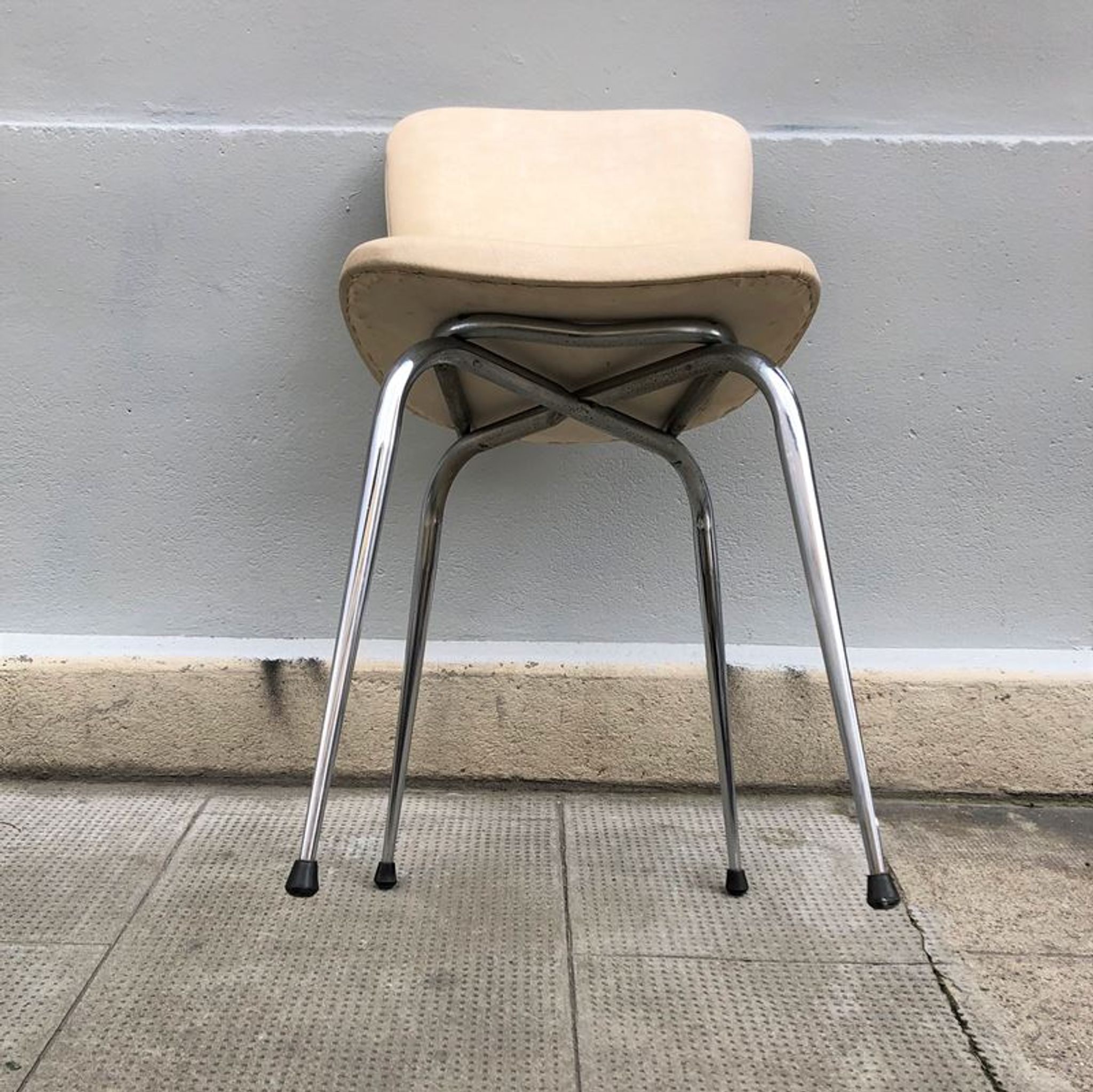 Skai chair
