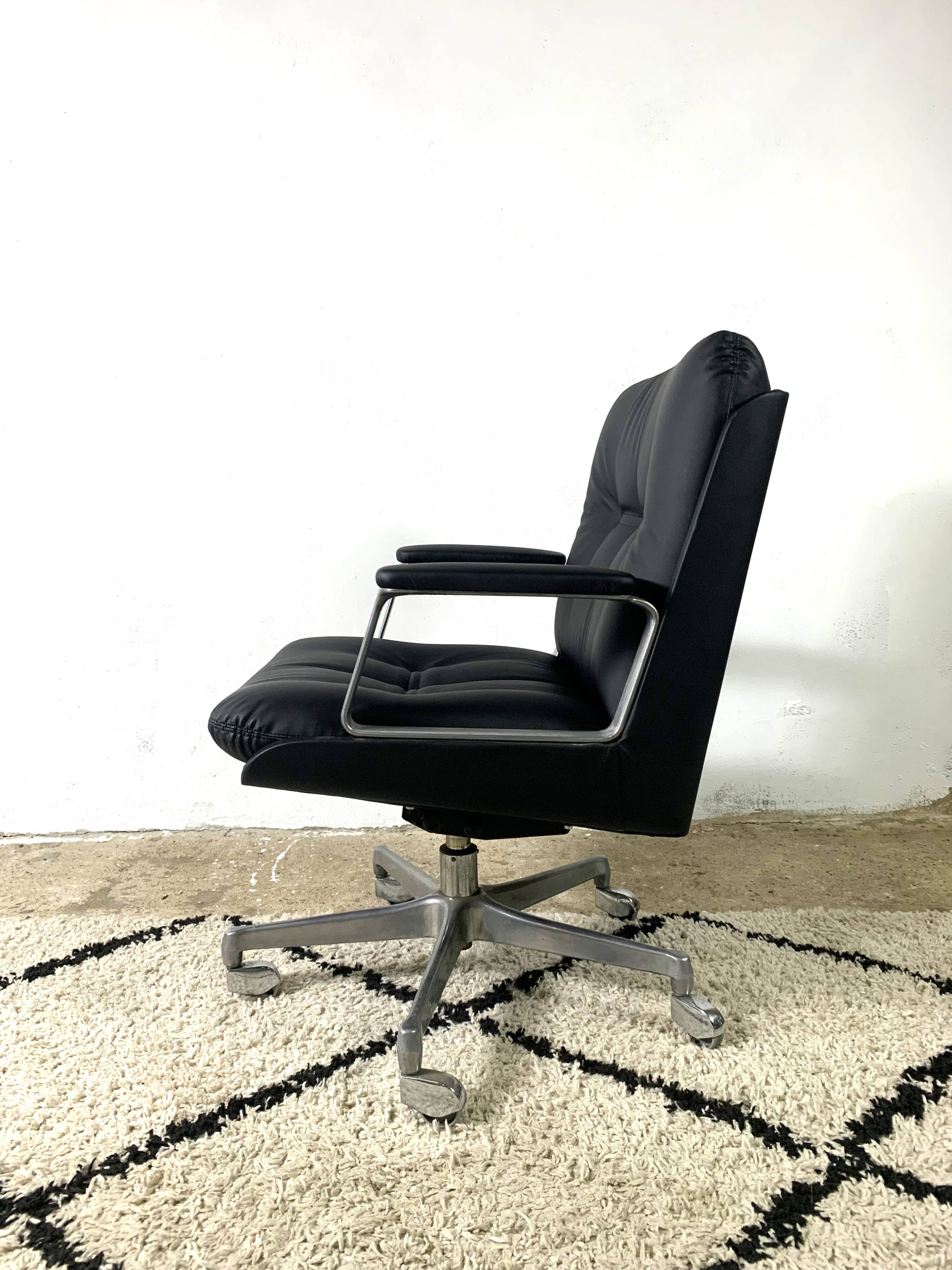 Office Chair in Leatherette on Wheels by Vaghi, Italy, 1960s