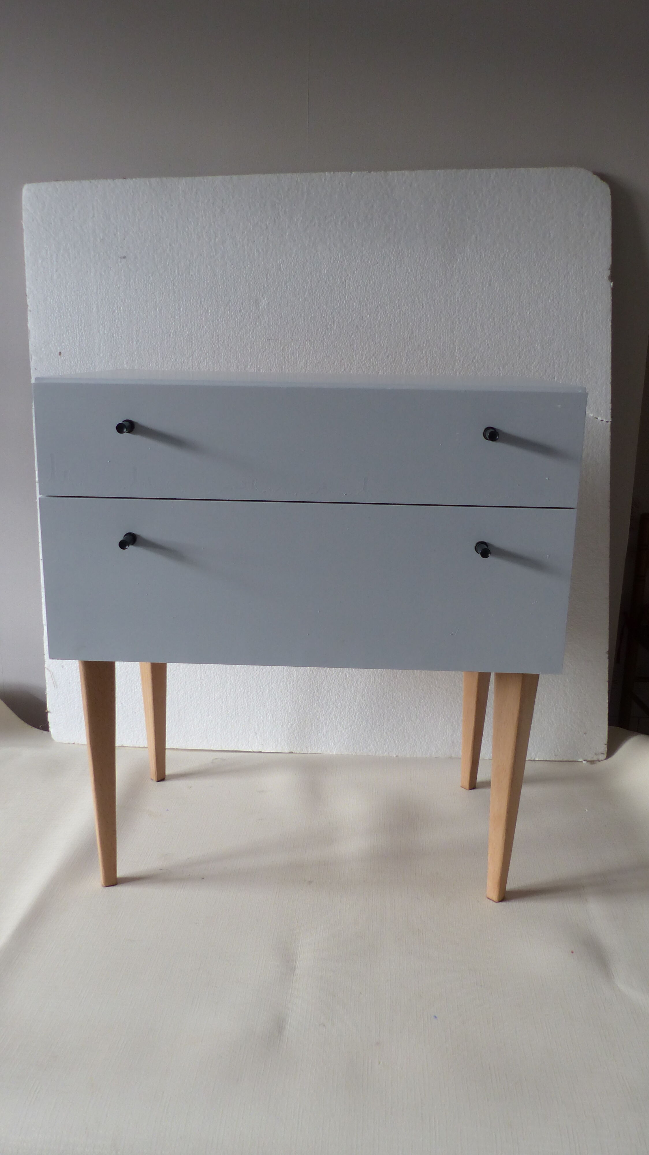 Bedside table