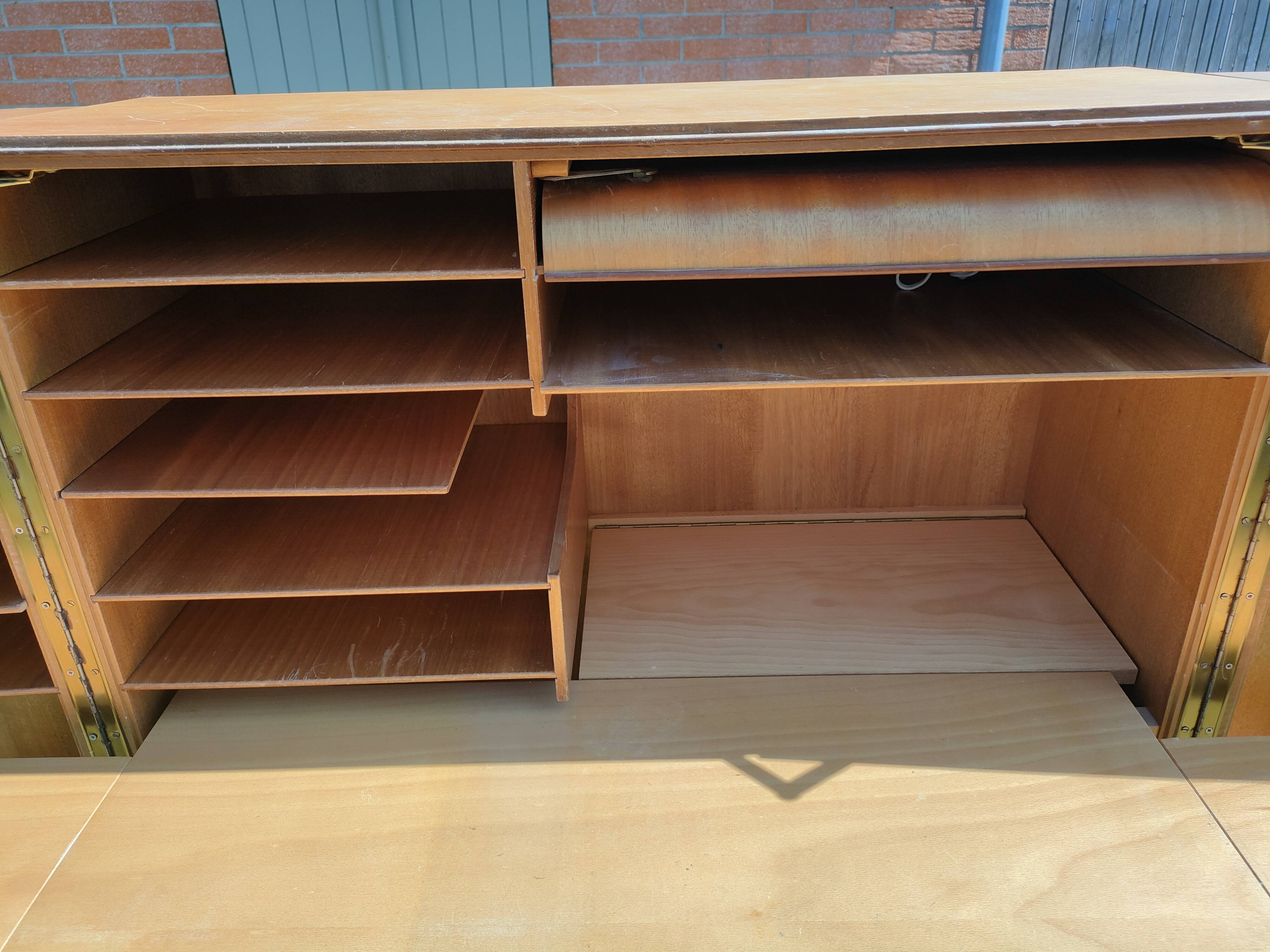 Bureau « magic box »  dans le style de Mummenthaler & Meier