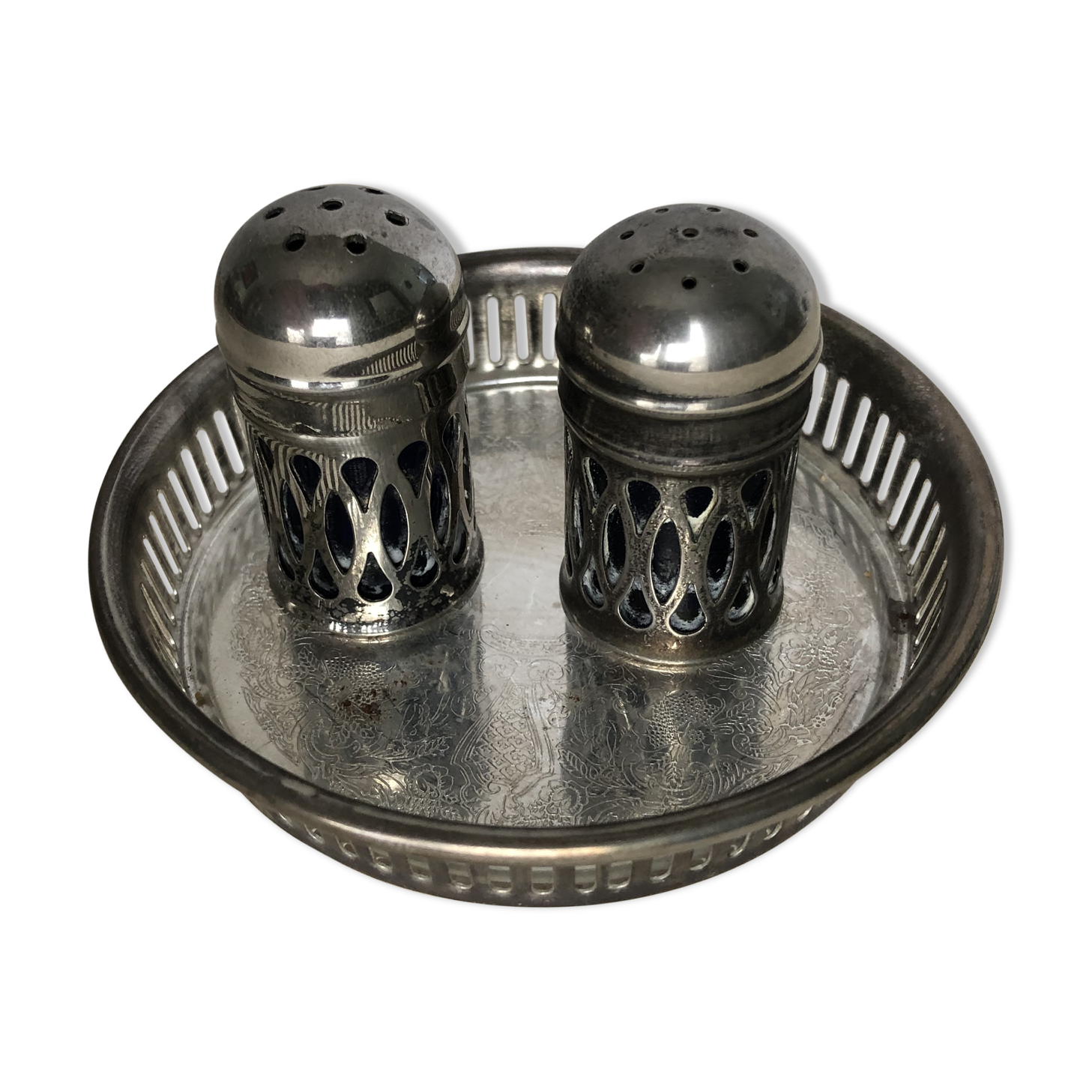 Set of 2 silver metal salts