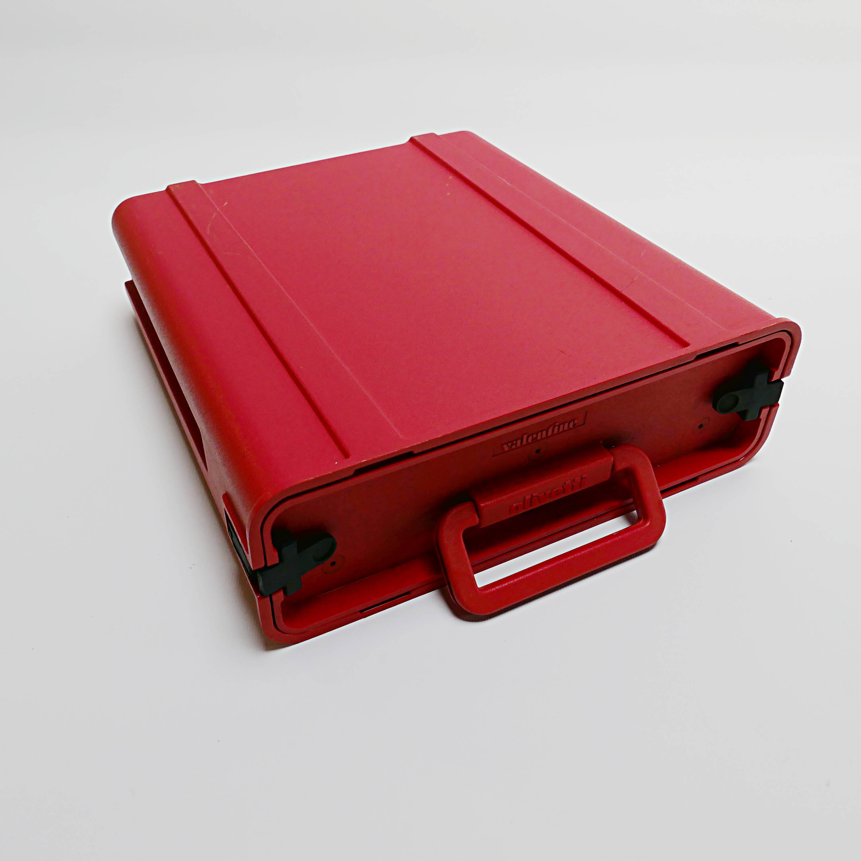 ETTORE SOTTSASS AND PERRY KING Typewriter Valentine Olivetti 1970 1980 came