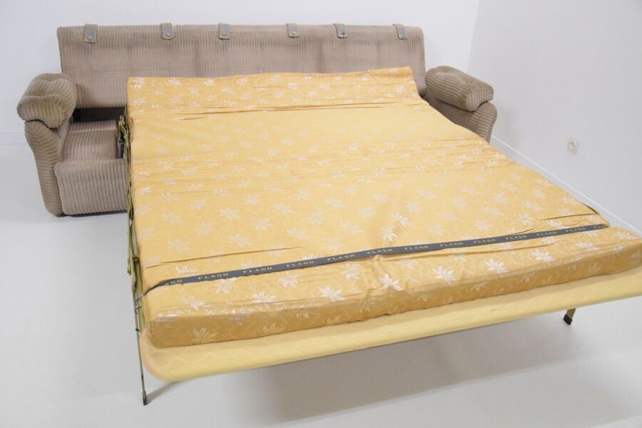 Convertible sofa Pierre Cadestin for Airborne, 70s 80s