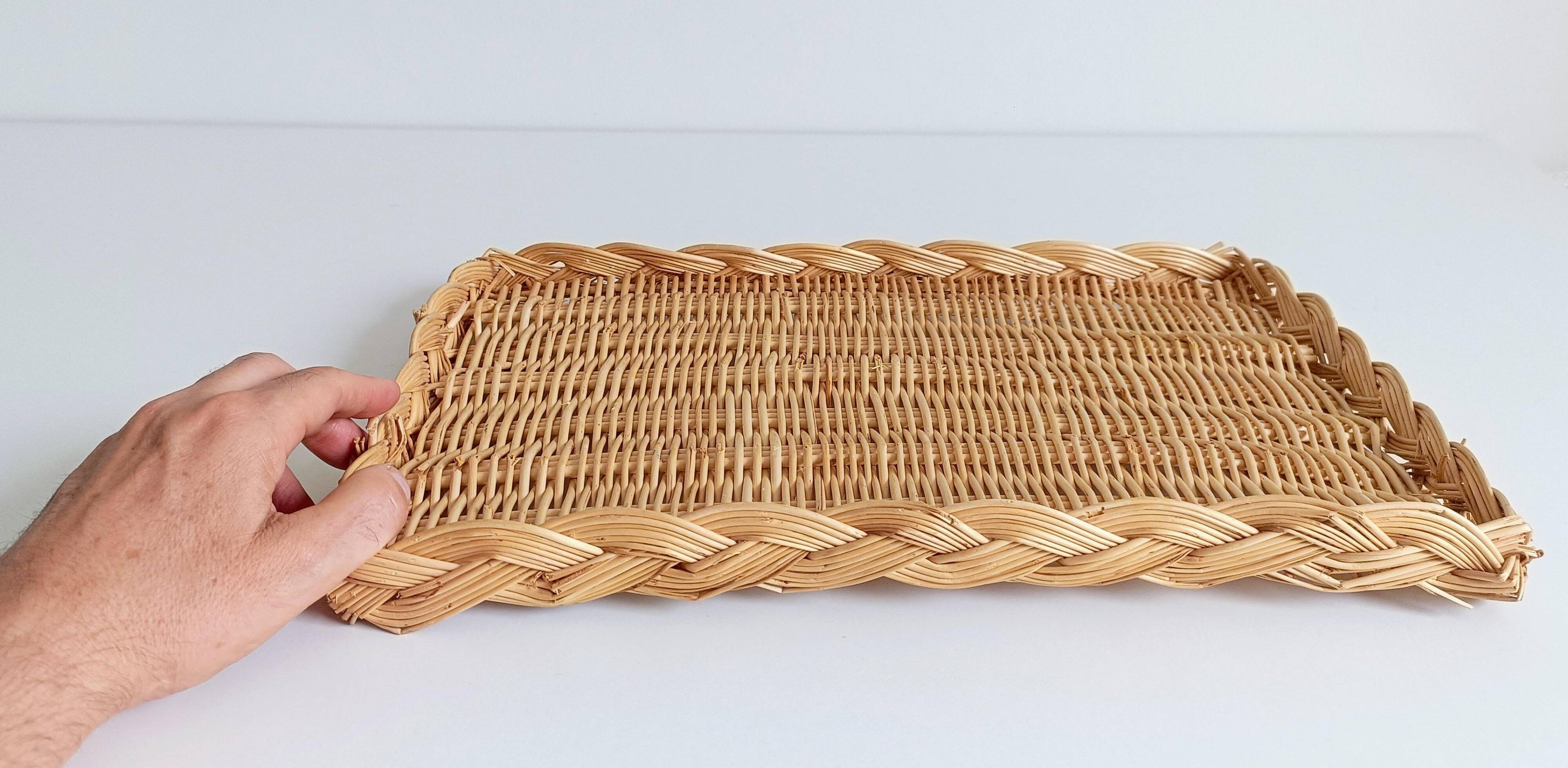 Panier en osier rustique de Provence, France, 20e siècle