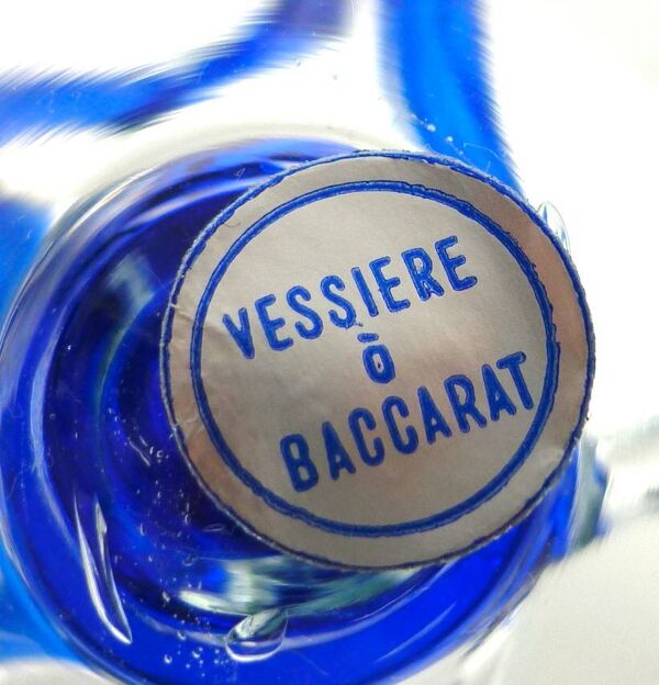Coupe méduse en cristal soufflé, création de Vessiere à Baccarat
