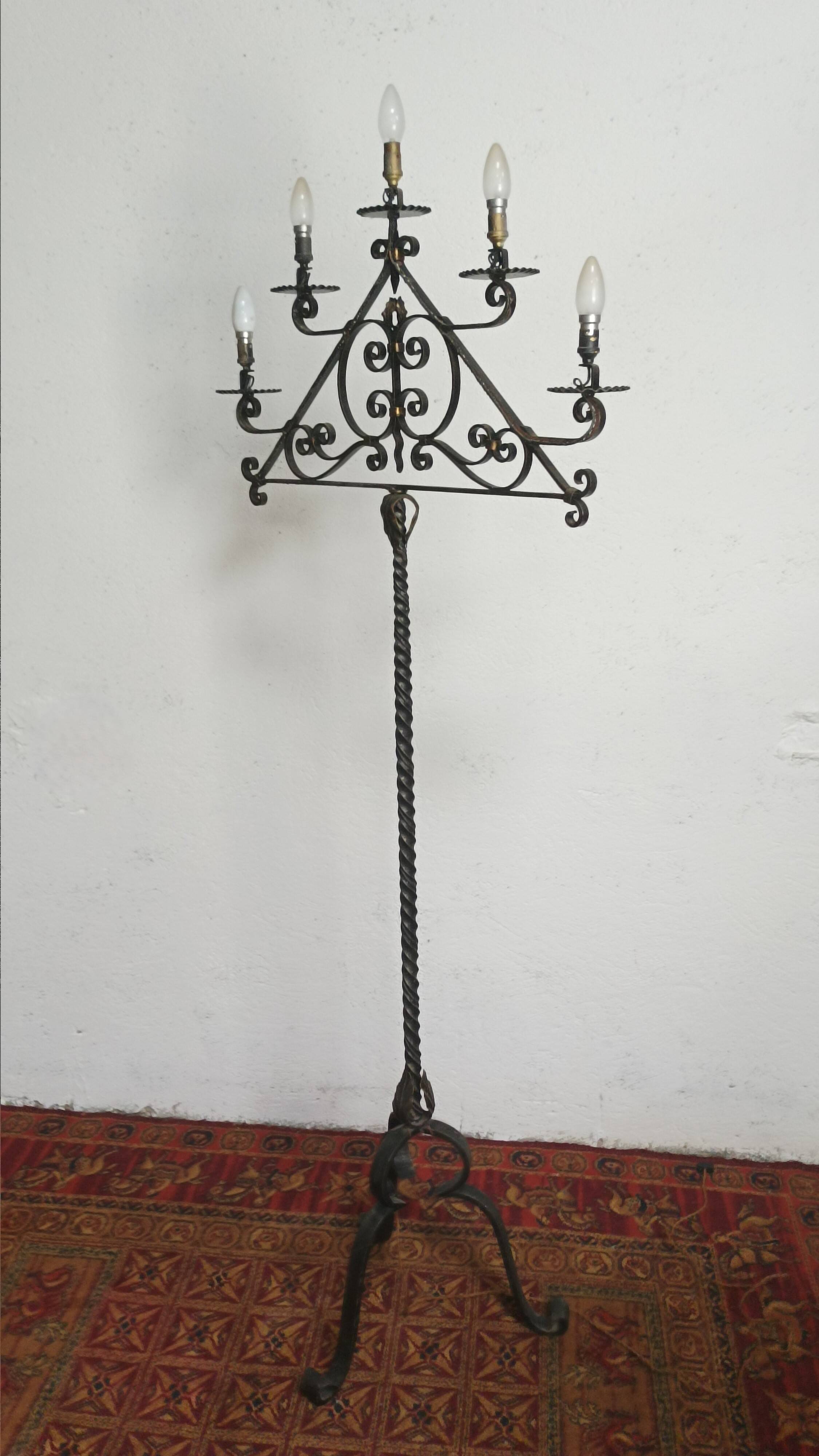 Wrought iron floor lamp with 5 light arms, 1940