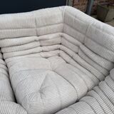 Ligne Roset Togo 3 places, 2 places et d'angle en velours côtelé beige