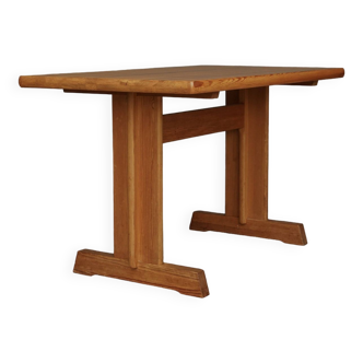 Solid Pine kitchen Table. 1970s