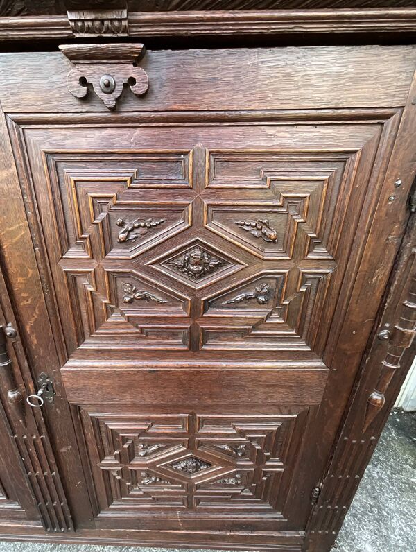 Meuble Style Renaissance En Chêne Massif, Début XIXe Siècle