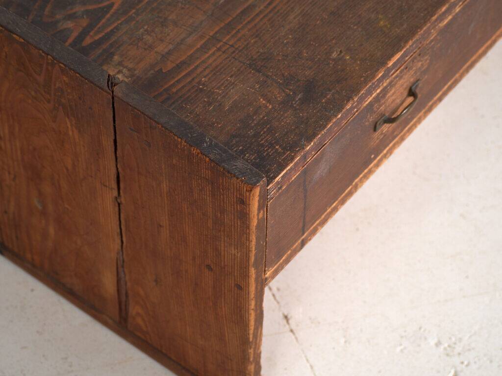 Japanese low table with cedar drawers – Showa period (c. 1926–1970)