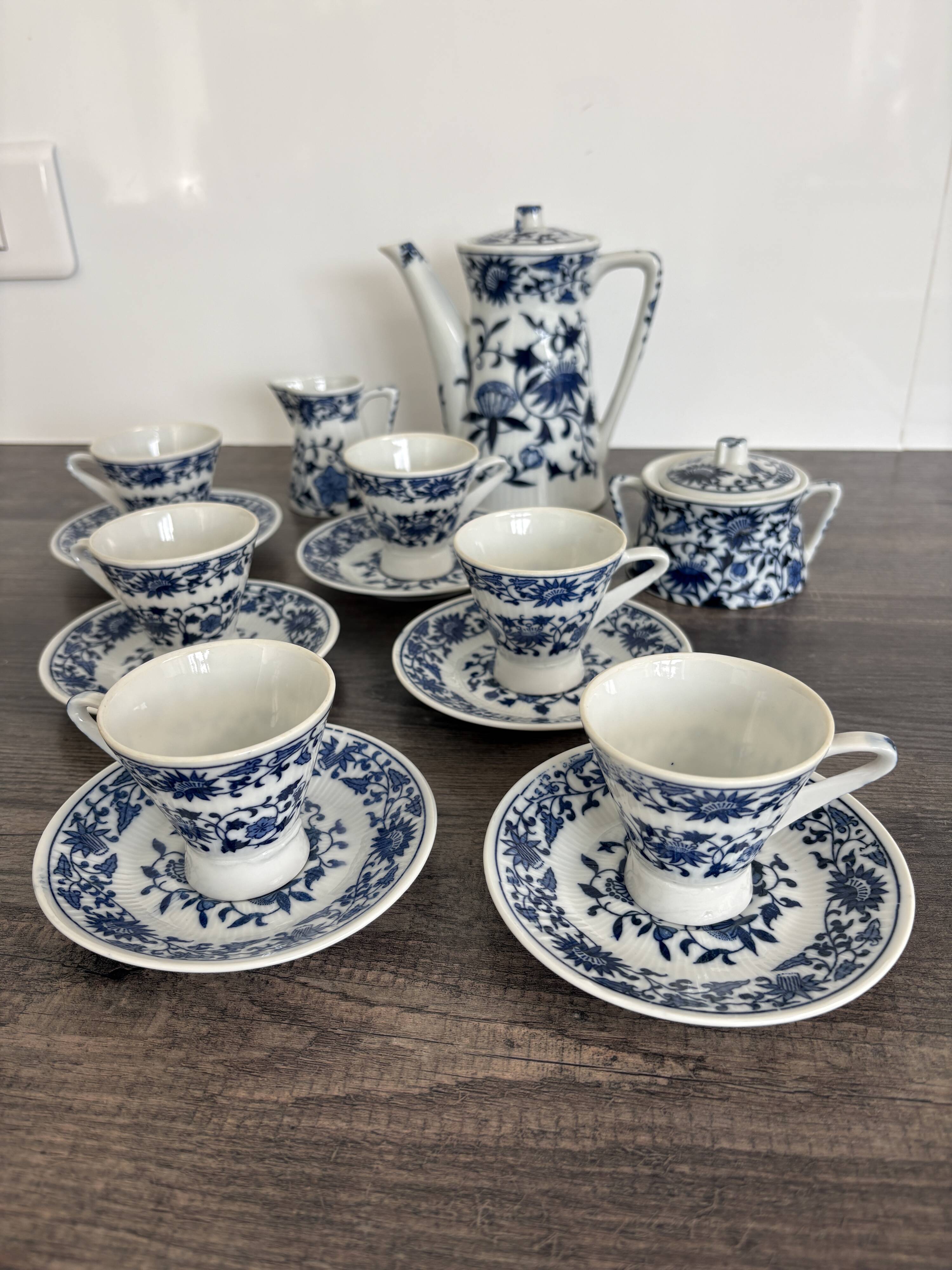 Maruhachi China Vintage Japanese Porcelain Service