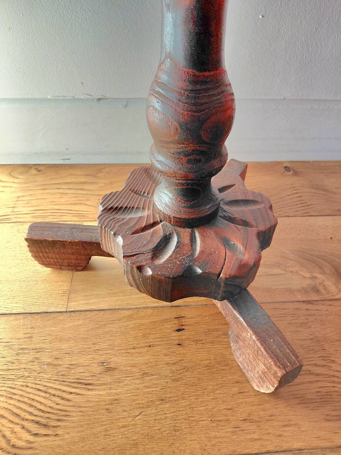 Table d'appoint brutaliste
