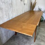 Scandinavian table