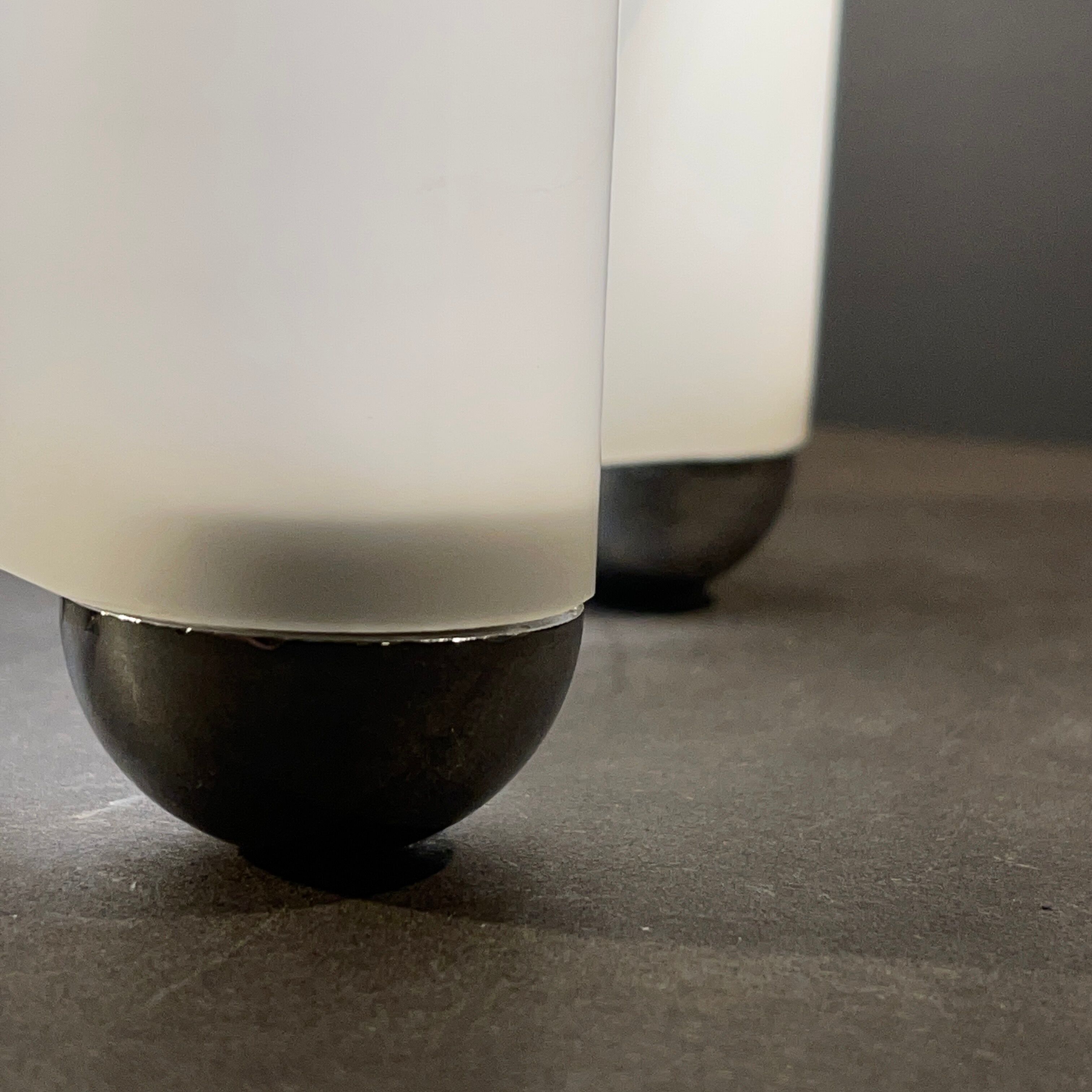 Giotto Stoppino for Tronconi in 1976, Table Lamp "Drop" in Opaline Lined Glass