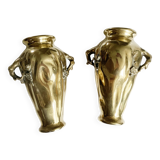 Paire de vases en bronze doré