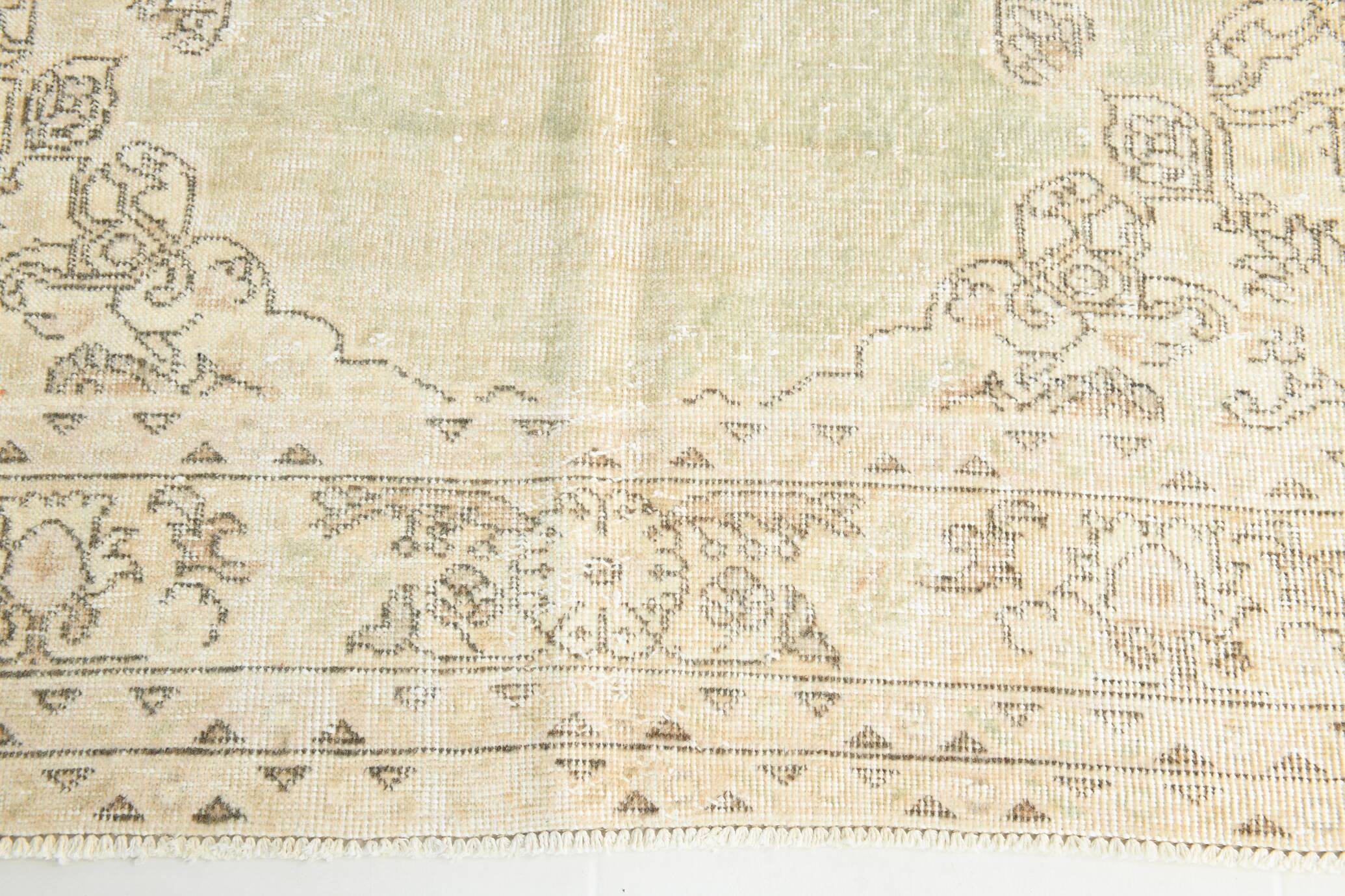 5x9 Light Green Classic Turkish Vintage Rug, 168x270Cm