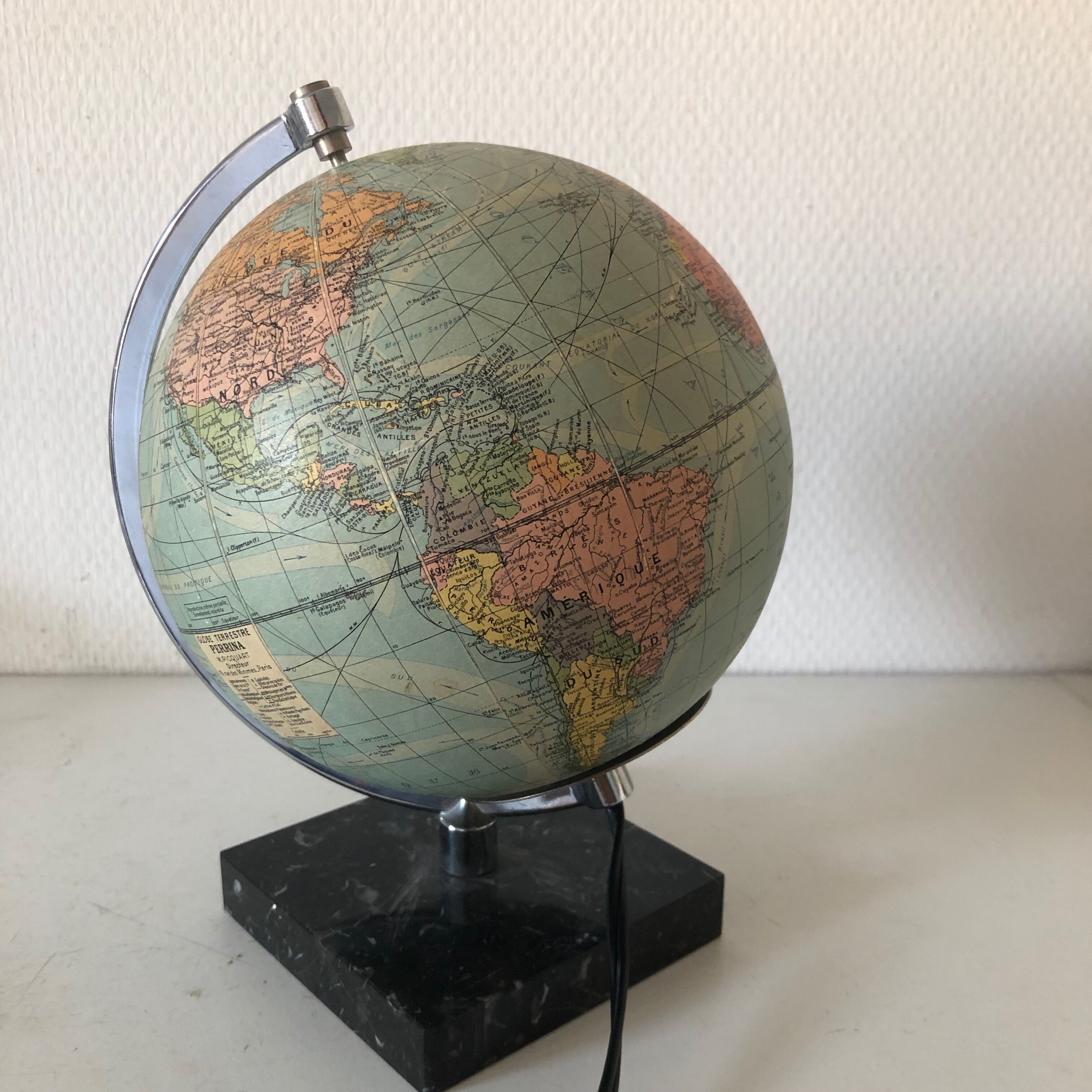 Globe glass Perrina marble vintage 1960 22cm