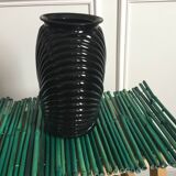 Vase en verre plissé