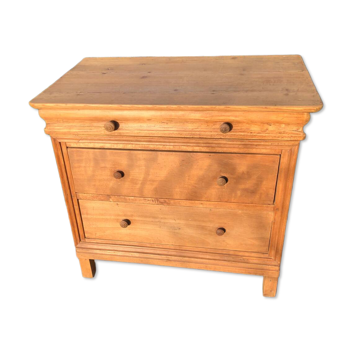 Vintage chest of drawers