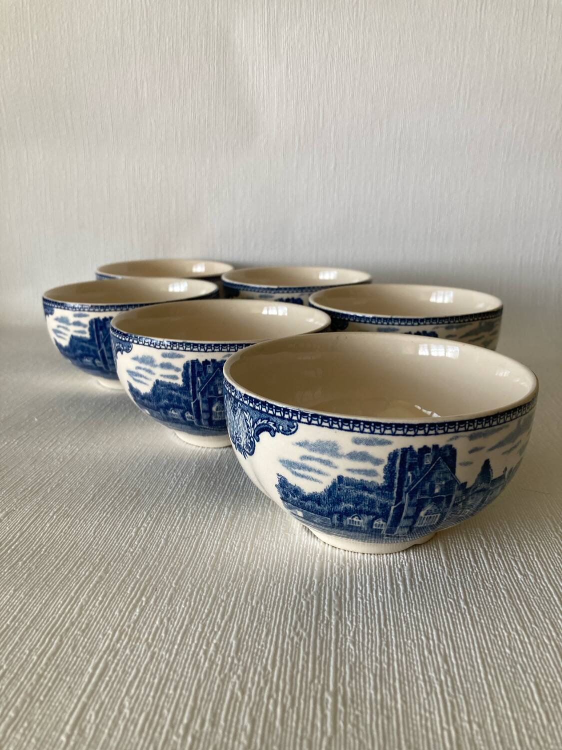 Johnson Bros Old Britain Castles Bowl Set