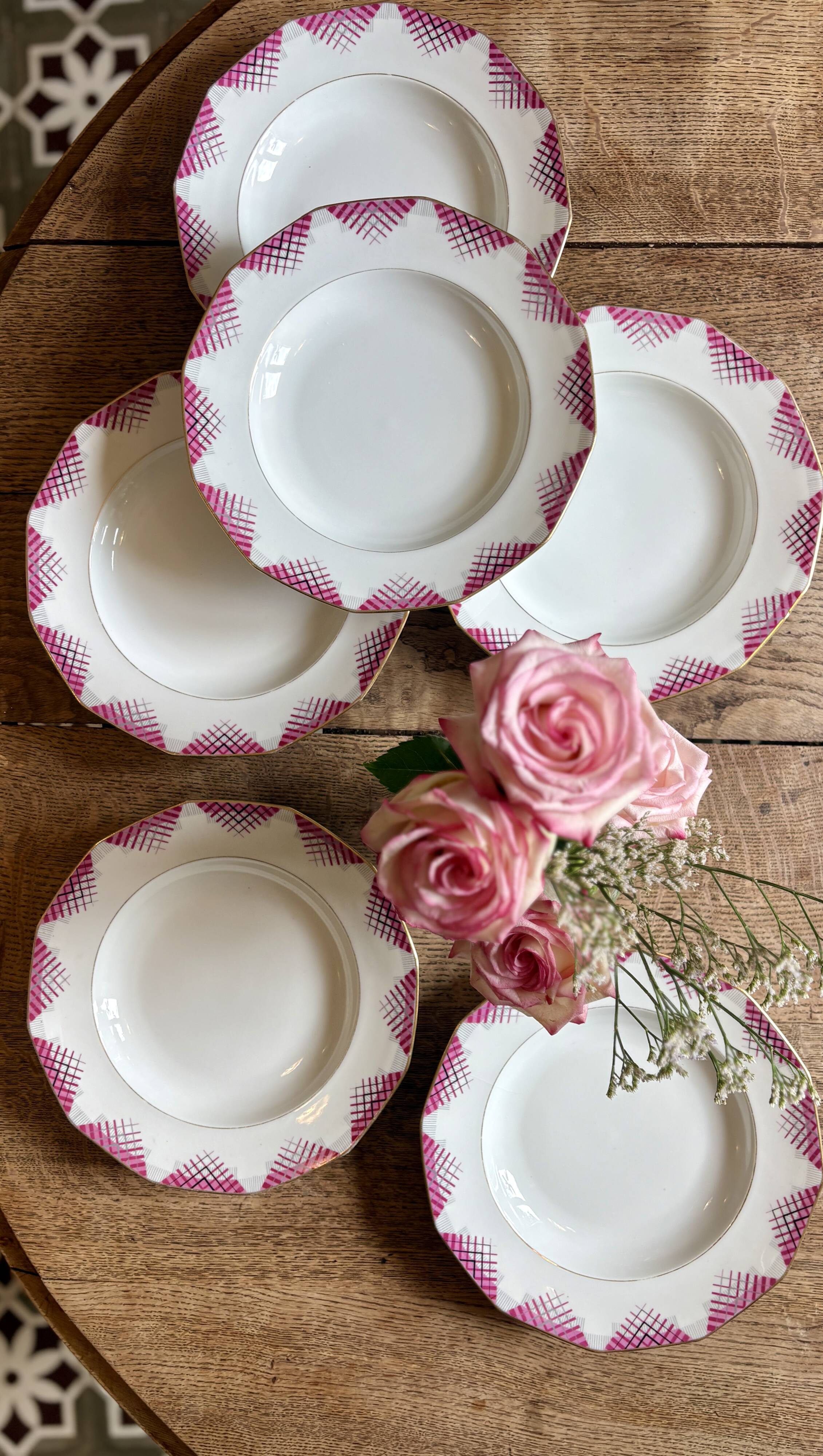 Set of 6 vintage porcelain deep plates