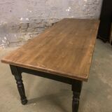 Skated farm table